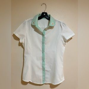 Women’s Botton Down Slim Fit Short Sleeve T-Shirt Medium Size